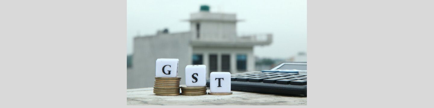 Government warns builders for asking full payment before GST rollout