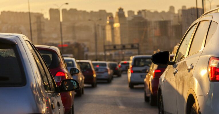 Mumbaikars can save Rs 4,600 crores annually, by staying in the right location: Report