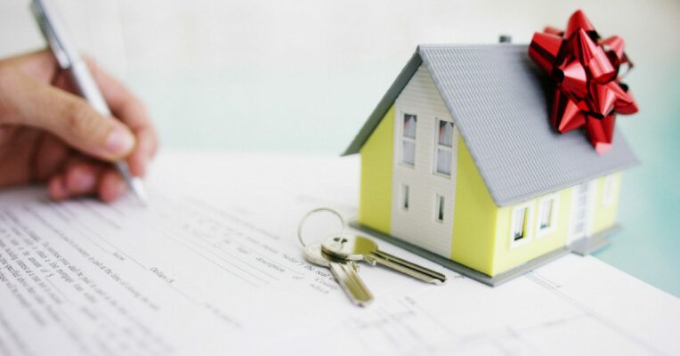 Freebies are no longer enough to lure buyers, this festive season