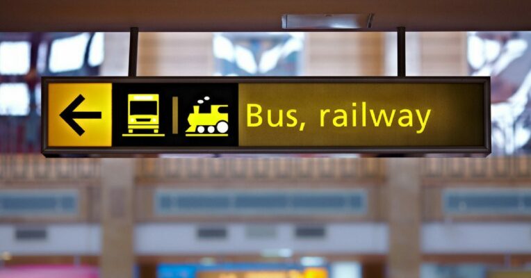 CM seeks execution of Pune's Swargate integrated transport hub