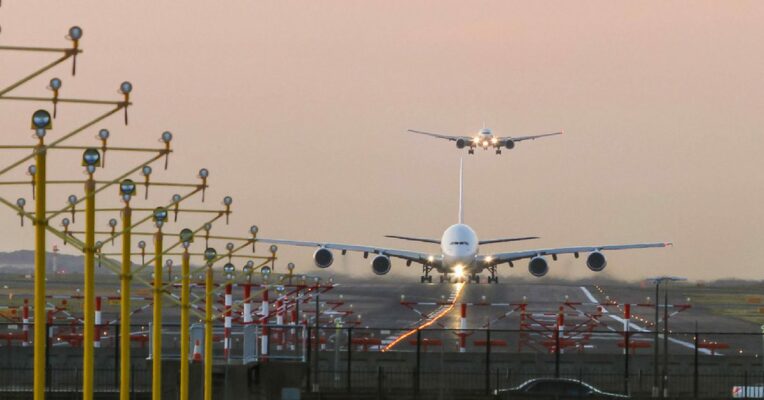 Consultant to submit report on Kolkata Airport expansion