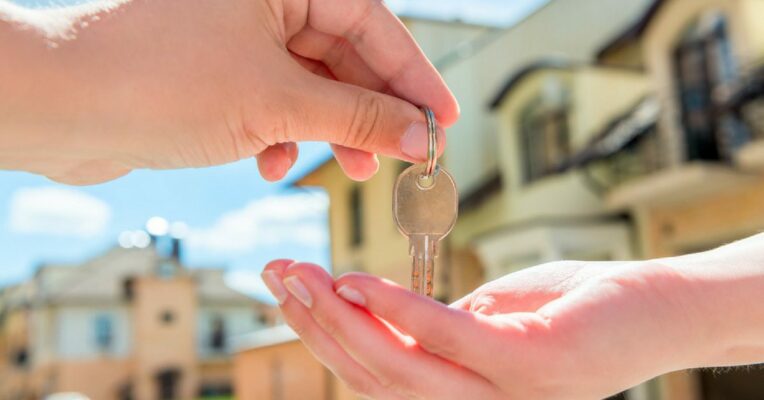 Maharashtra streamlines norms for transfer of flats built on government-given land