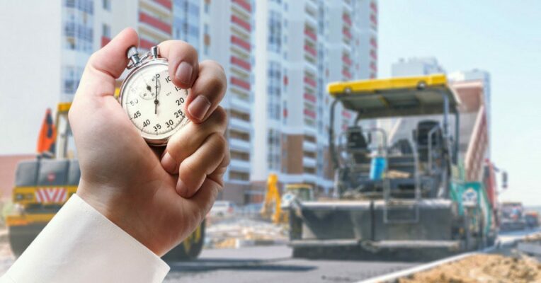 Maharashtra CM directs MMRDA to meet timelines