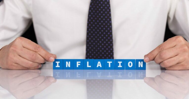 RBI hikes interest rate on inflation concerns