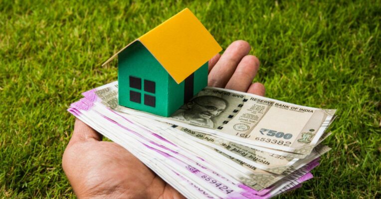 Depreciating rupee: Should property seekers buy now or wait?