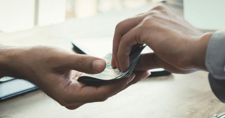 Hyderabad HC orders Telangana government, TSIIC, to pay Rs 660 crores to Unitech