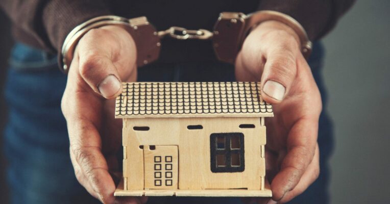 EOW arrests Kamala Mills owner and real estate developer