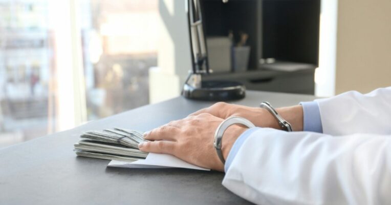 Two CIDCO officials among three held for Rs 2.50 lakhs bribe