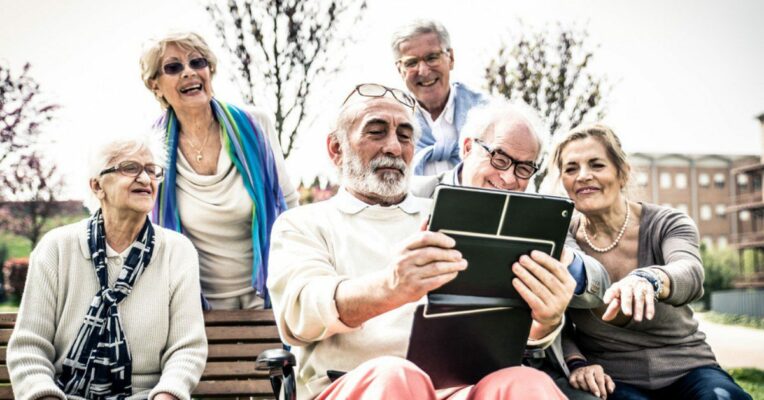 Elders living in senior living communities report higher satisfaction: Study