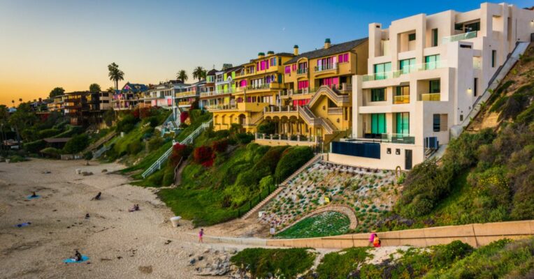 Illegal constructions along Goa's beaches to be razed: Tourism minister