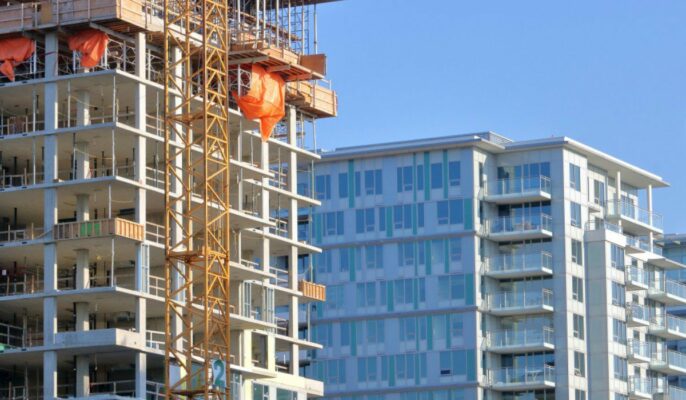 A quick guide to choosing between a ready-to-move-in and under-construction house