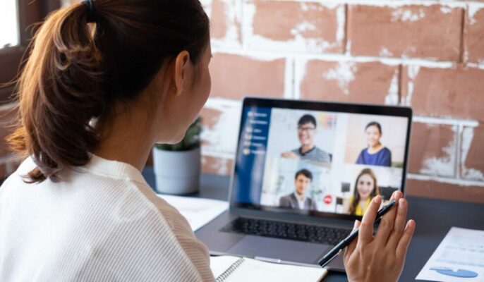 10 Best Online Meeting Apps for your Teams in 2024