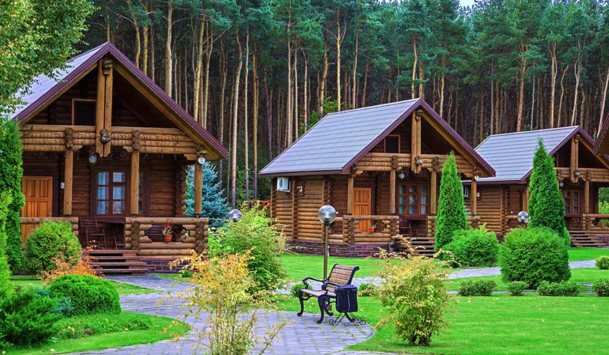 Почему деревянный дом. Одноэтажный деревянный дом фото зимой. What is Cabin. Что смотреть при покупке деревянного дома. Cabin busket что это.