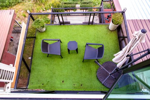 Small balcony garden ideas