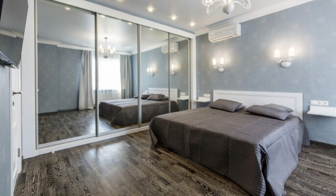 mirrored wardrobe