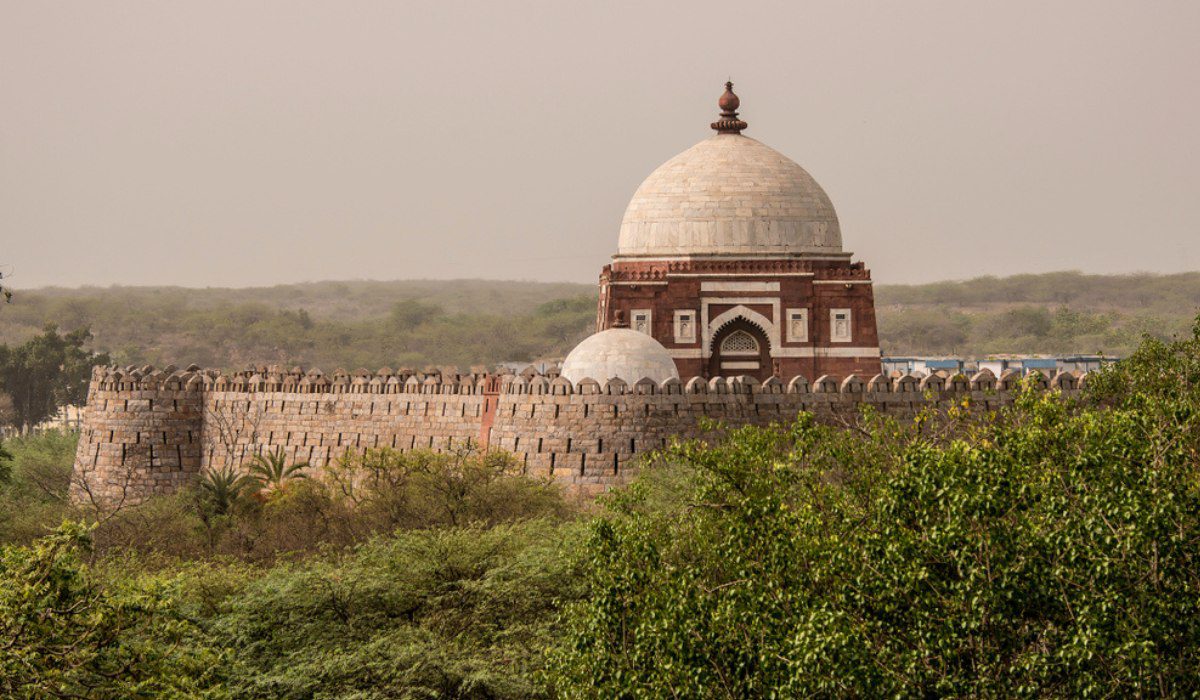 Popular places to hang out in Delhi’s Hudson Lane