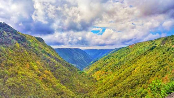 Amazing places to visit in Cherrapunji