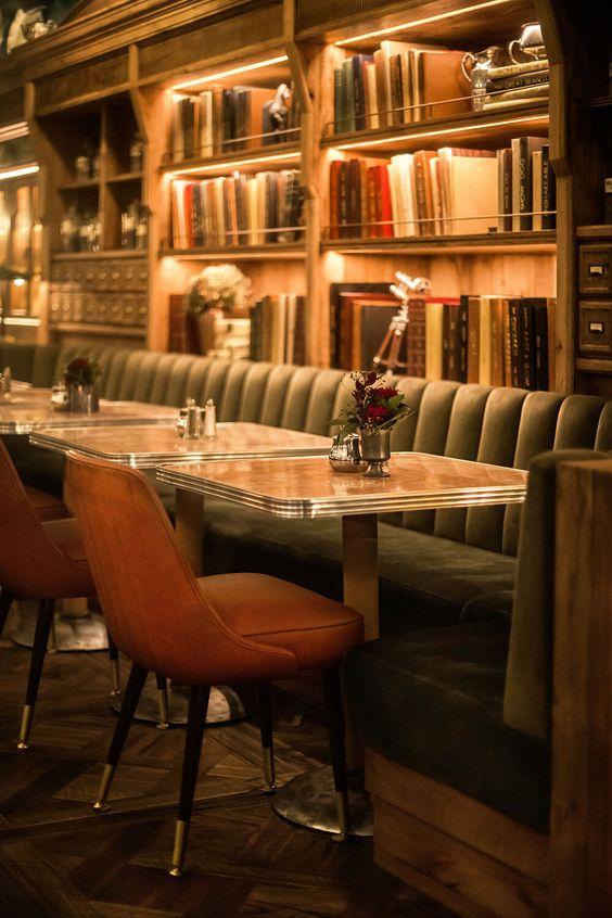 Trendy restaurant wall designs for 2023 3