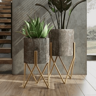 Stand for planters: Design ideas for your houseplants