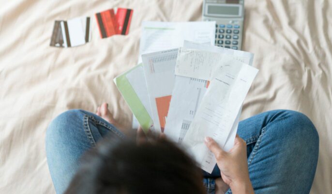 3-vastu-mistakes-that-can-increase-debt