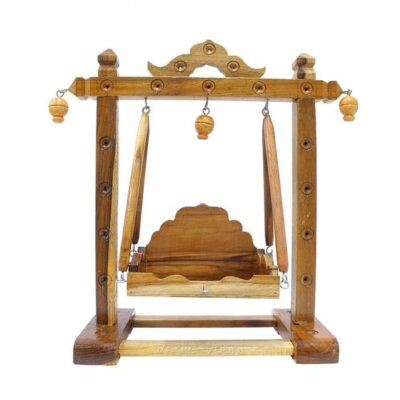 तुमच्या घरासाठी 20+ ट्रेंडिंग लाकडी मंदिर डिझाइन कल्पना
