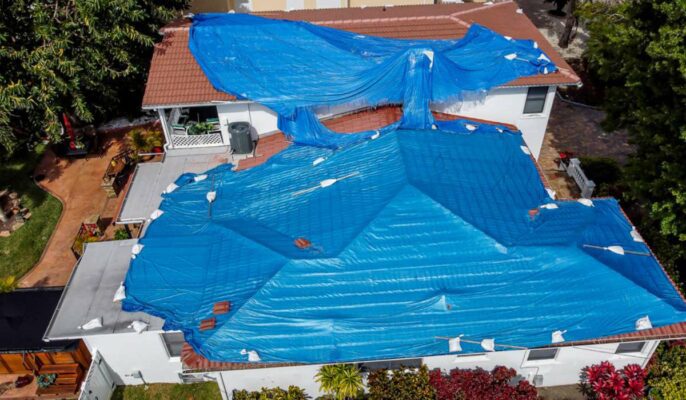 How to tarp a roof