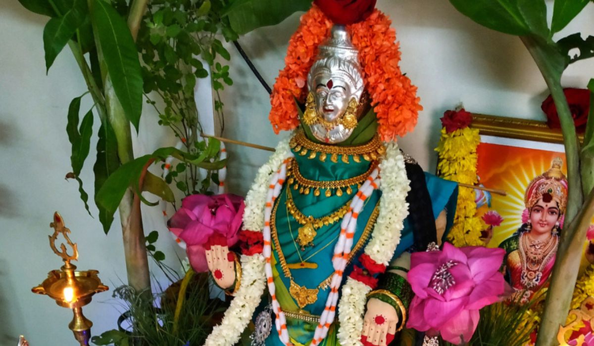 Varamahalakshmi decoration ideas at home in 2025