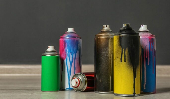 How to use spray paint?