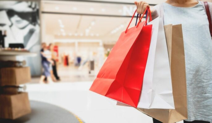 What attracts shoppers to the Gopalan Grand Mall in Bangalore?