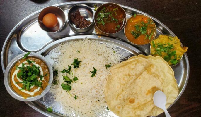 best thalis in pune
