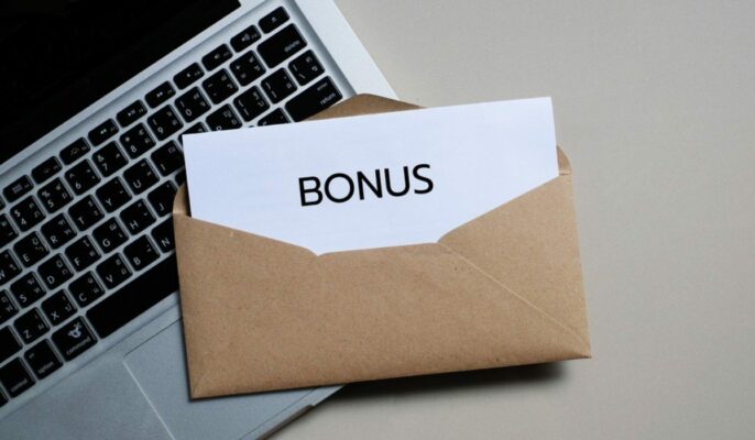 How is a bonus taxed in India?