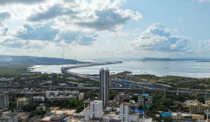 Maha govt sets MTHL toll for cars at Rs 250 one-way