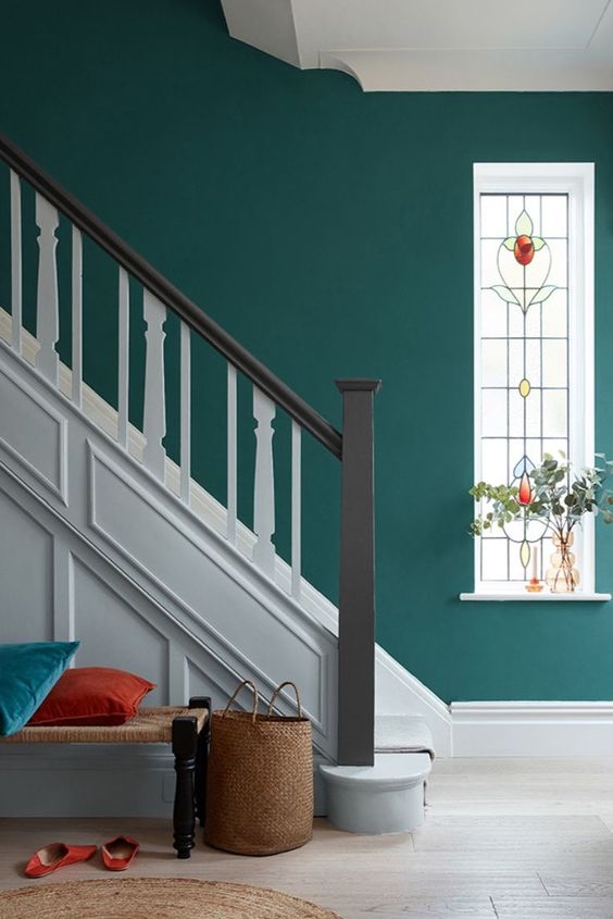 10 Best staircase wall colour combinations for home 