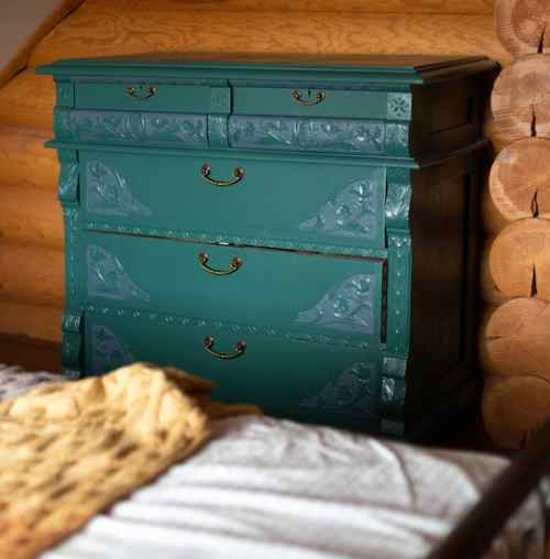 How to use upcycled decor?