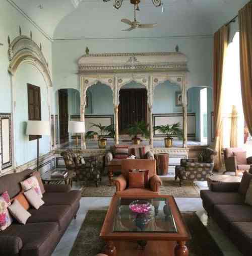 Decorate with Delhi culture: textile, walls and more