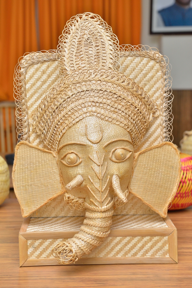 70+ simple pooja mandir designs for walls for Indian homes 