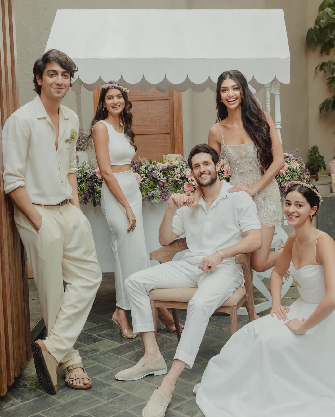 Belonging to the film fraternity, Ahaan Panday is the son of Chikki Panday, a businessman and Deanne Panday, who is a health and fitness coach. 
