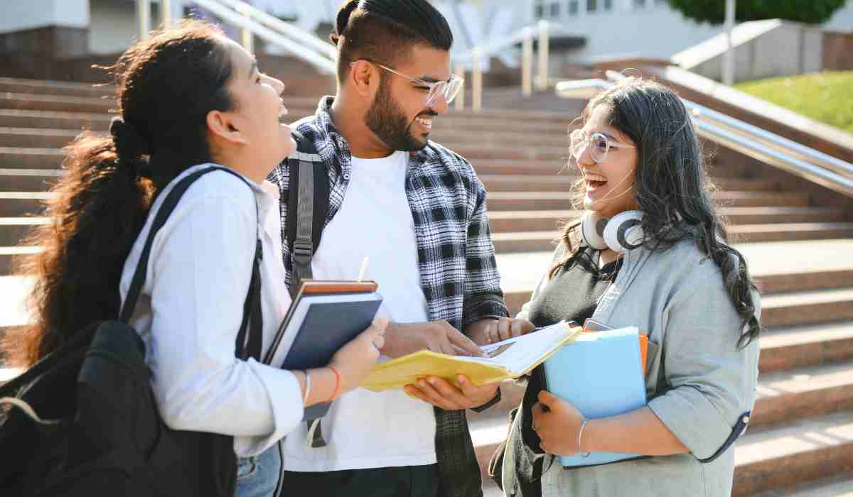 Co-living for students in India: Benefits and challenges